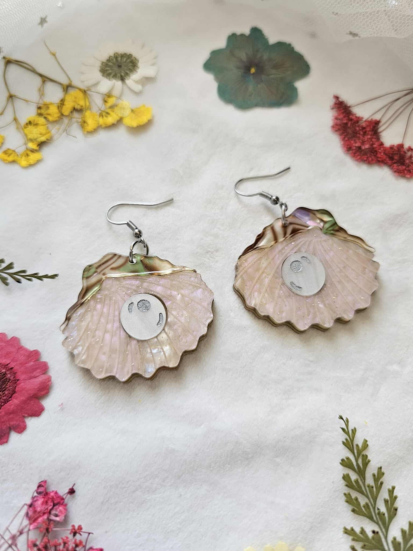 Pearl Oysters