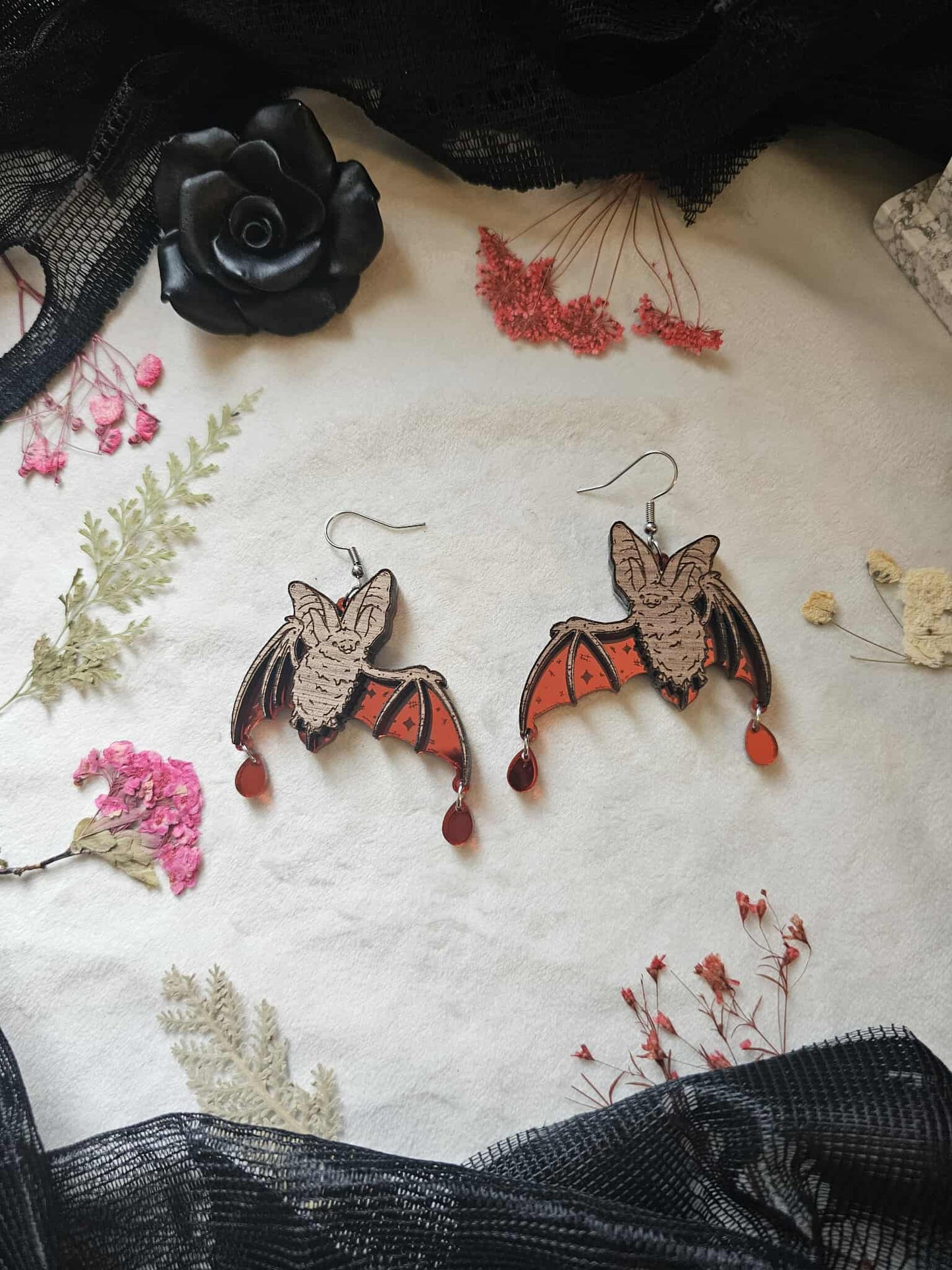 Red Mirror Winged Bats