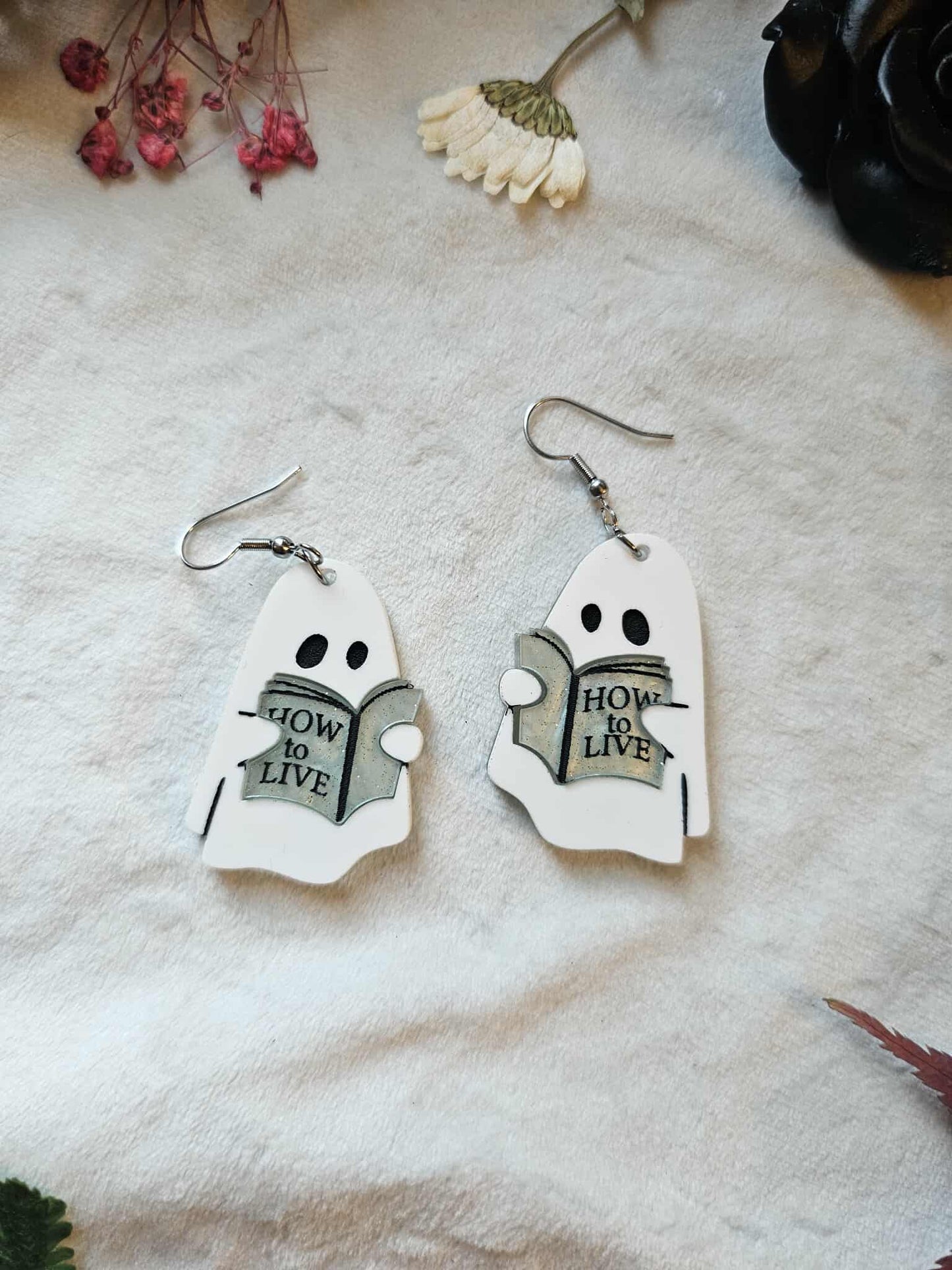 How To Live Ghosts