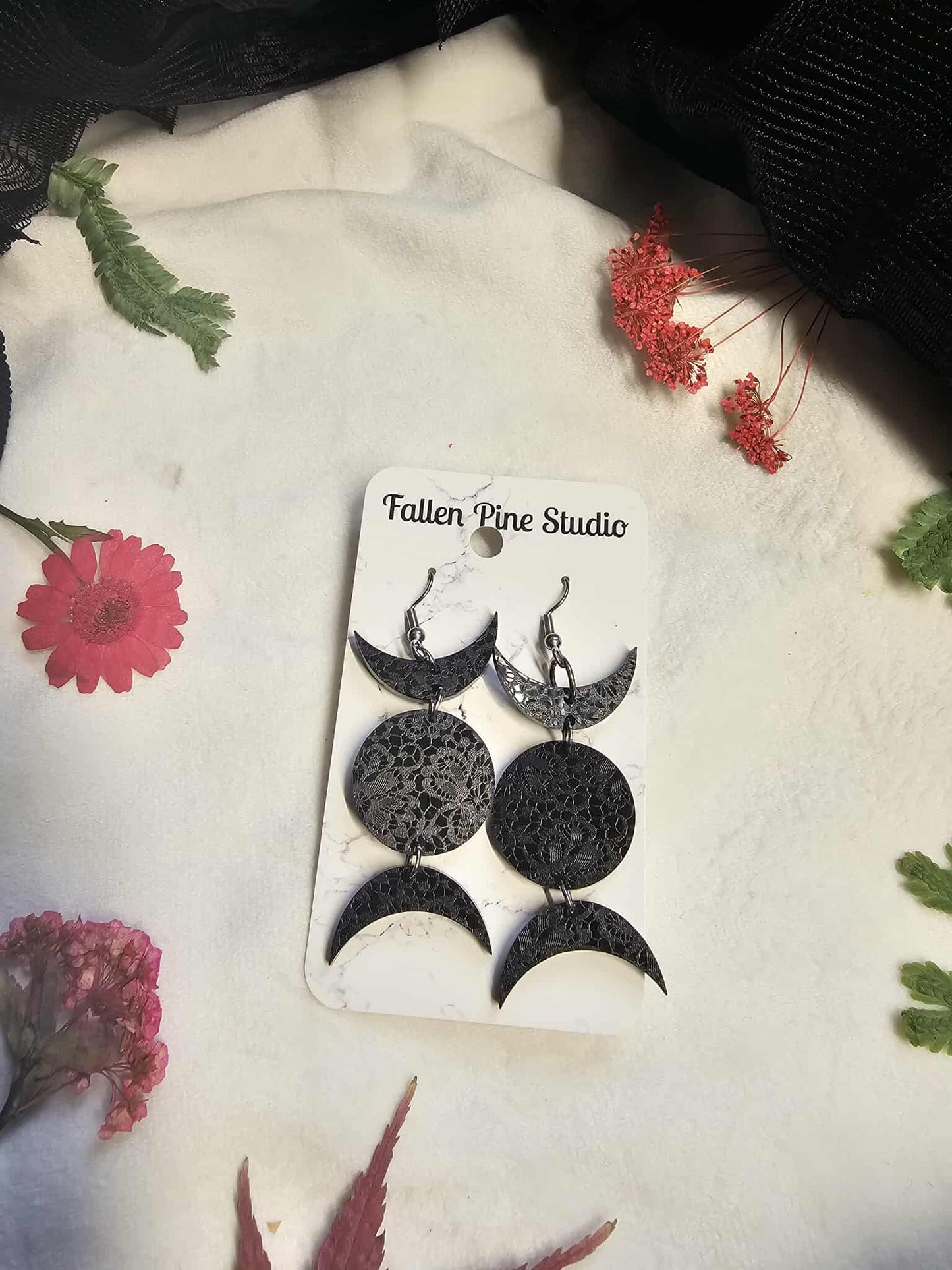 Black Lace Triple Moons - (blkfr OS)