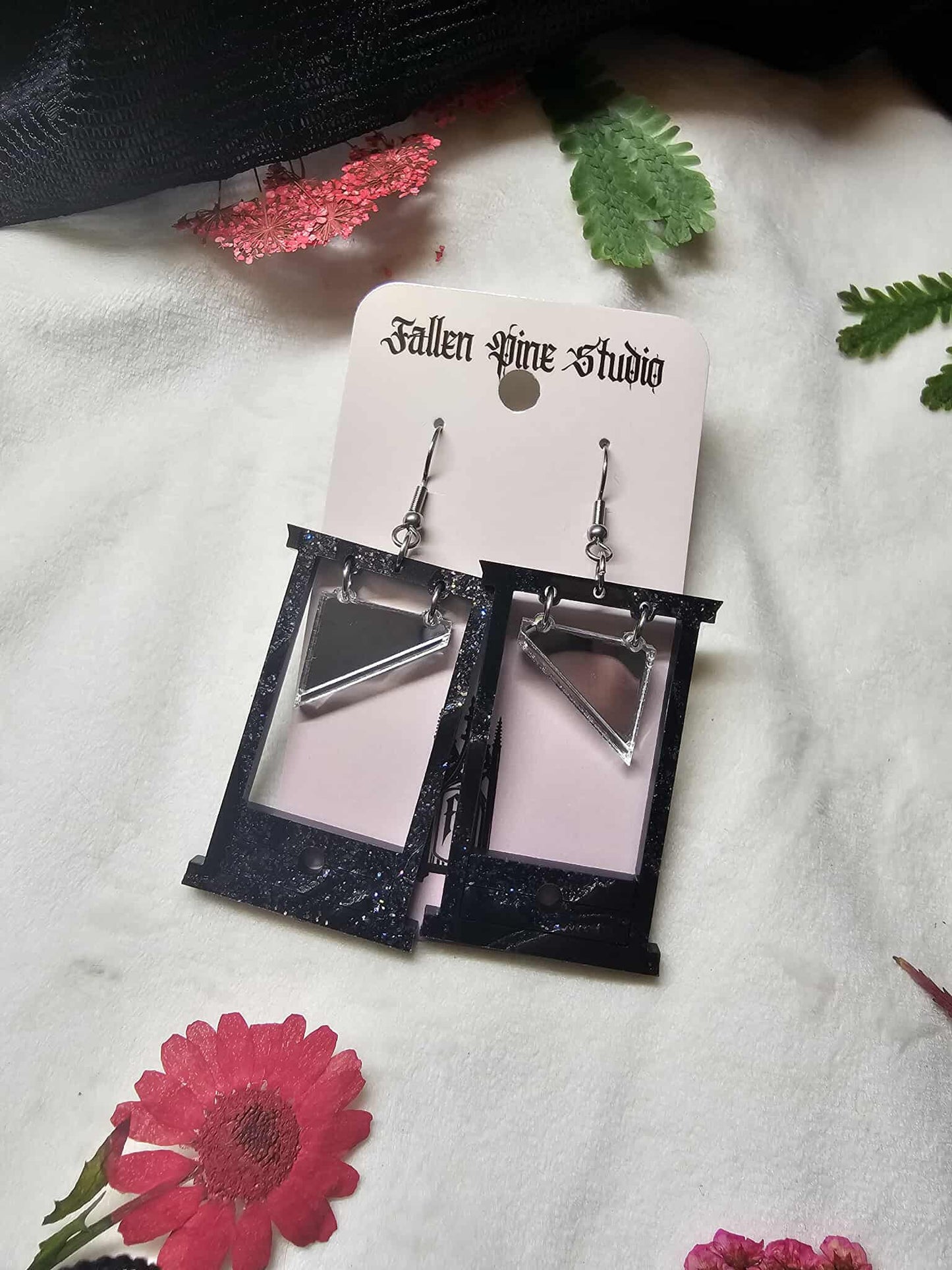 Black Glitter Swirl Guillotines