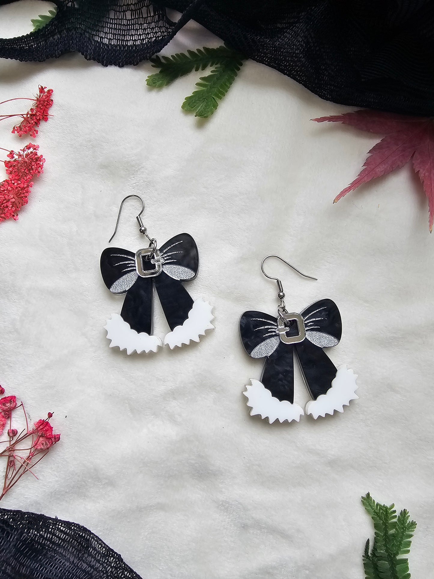 Black Marble Santa Bows