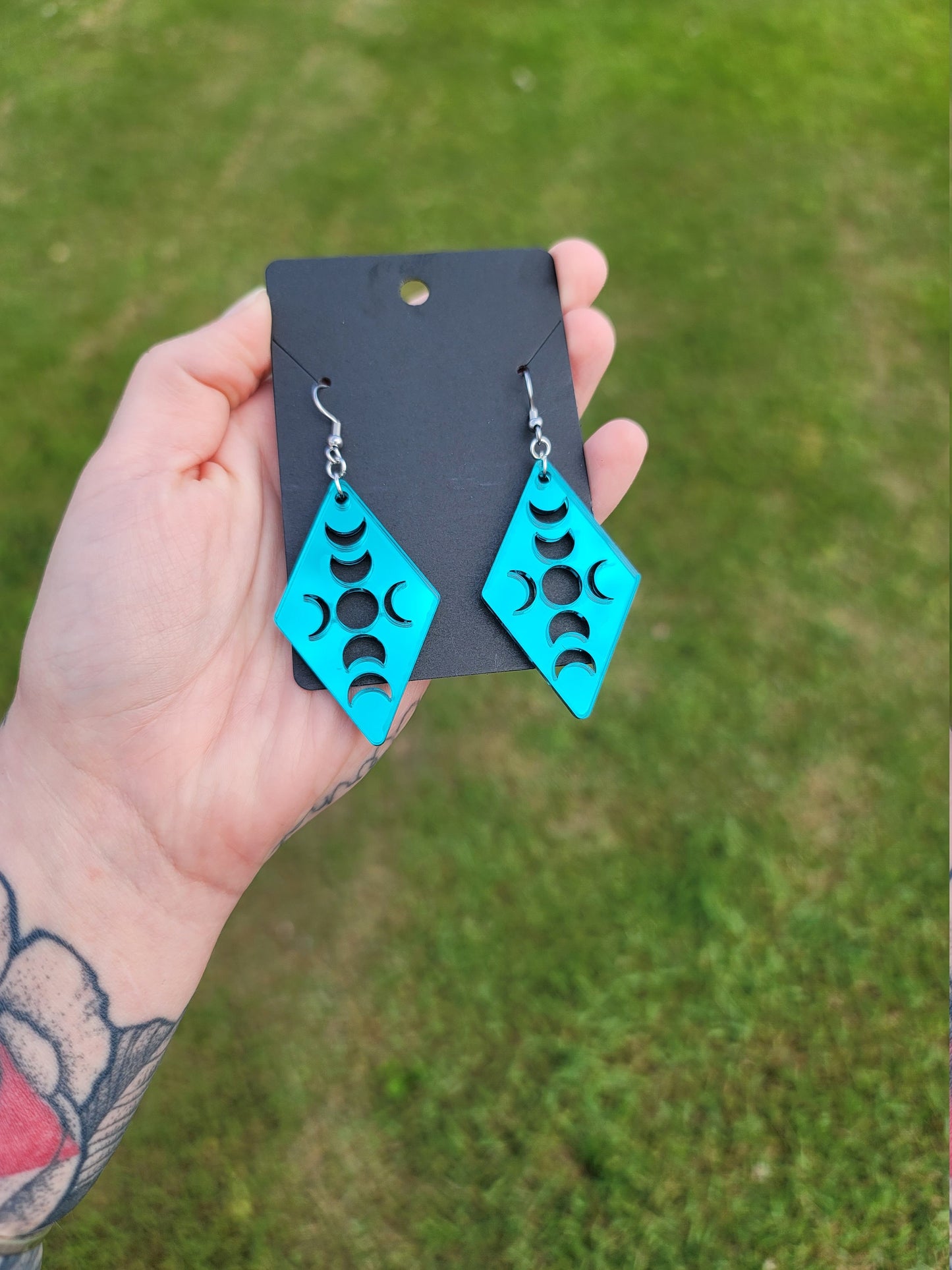 Teal Moon Phase Diamonds