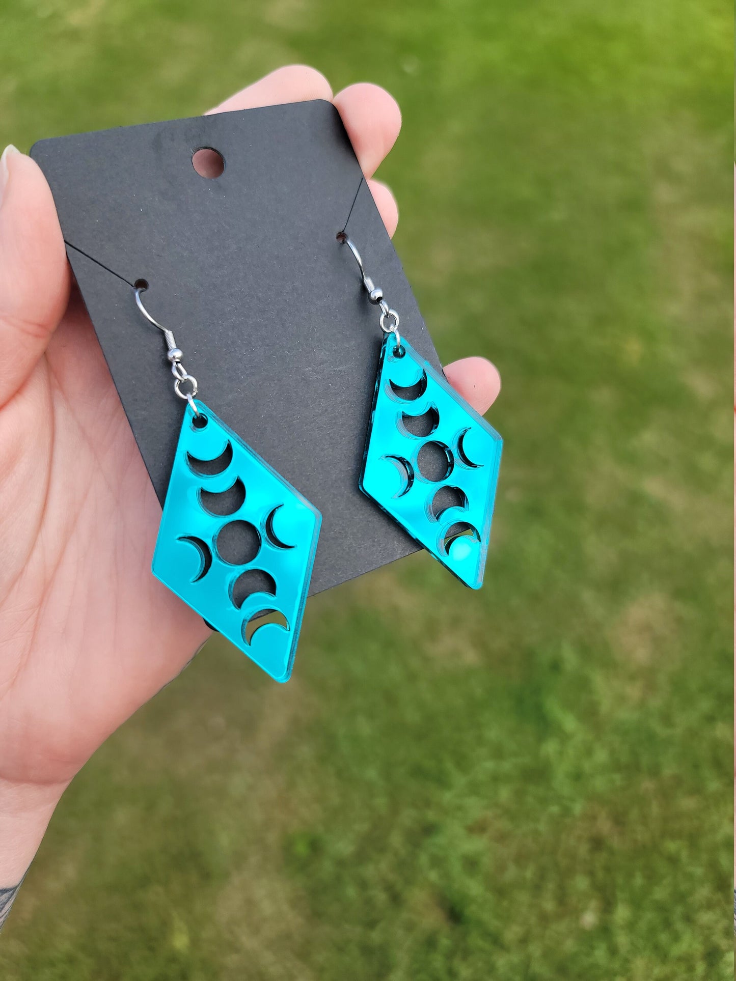 Teal Moon Phase Diamonds