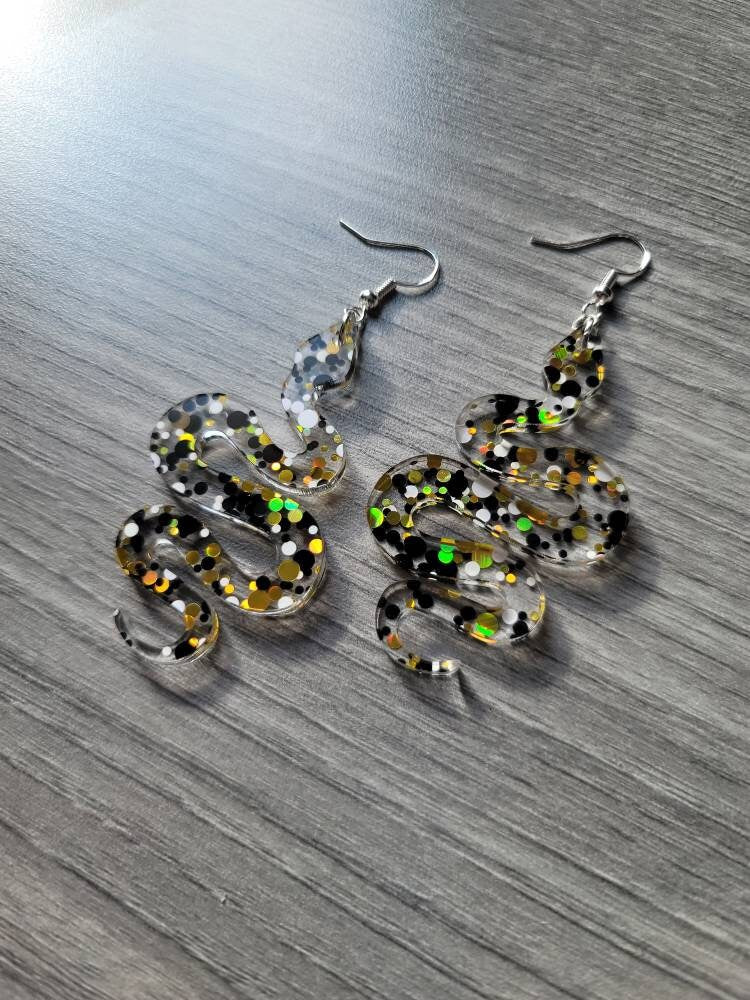 Black and Gold Confetti Snakes