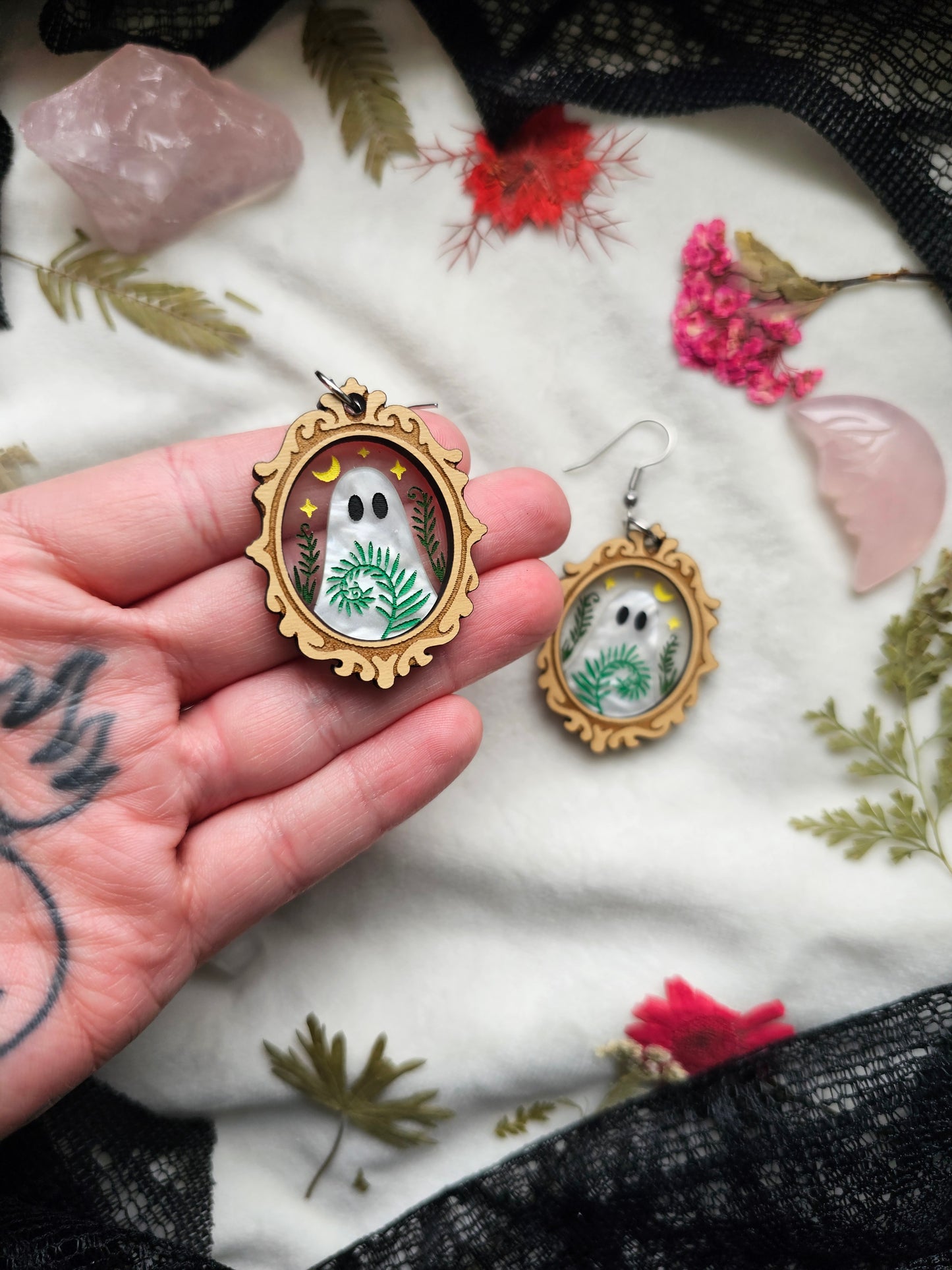 Floral Framed Ghost