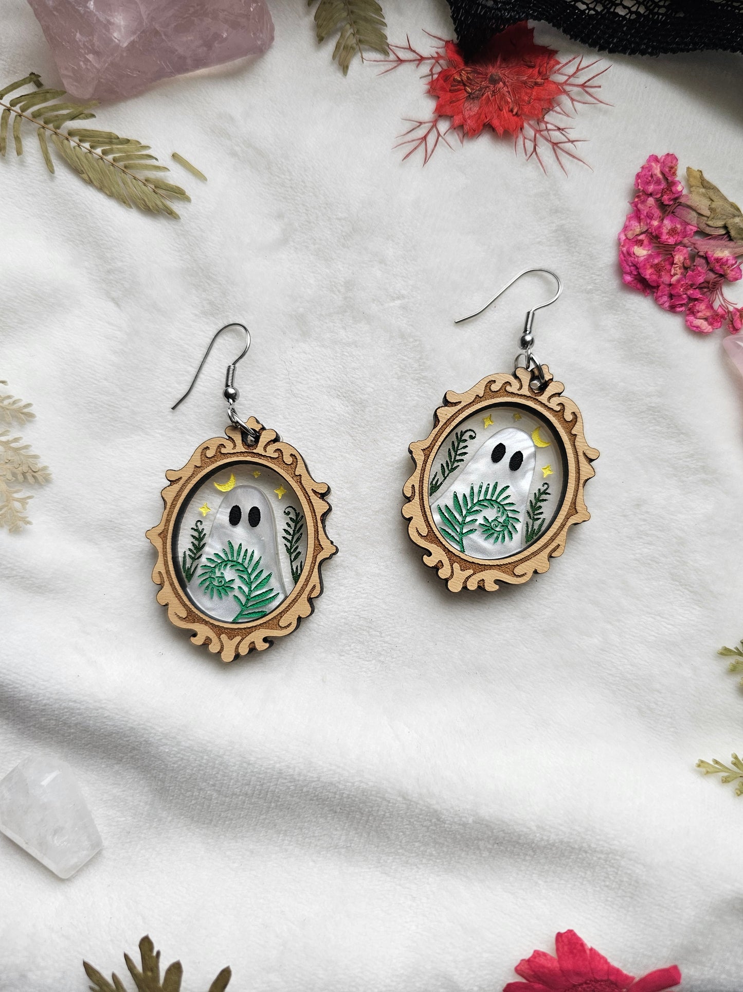 Floral Framed Ghost