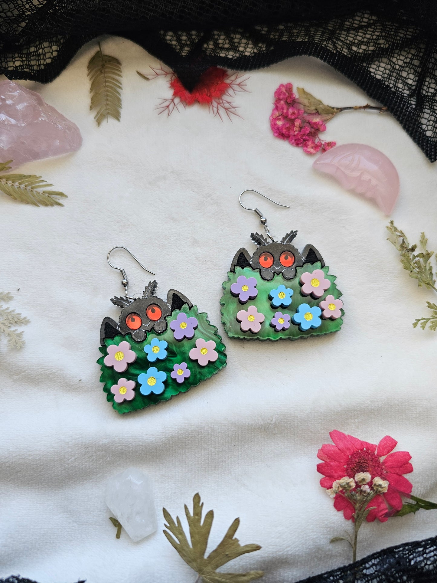 Flower Bush Mothman