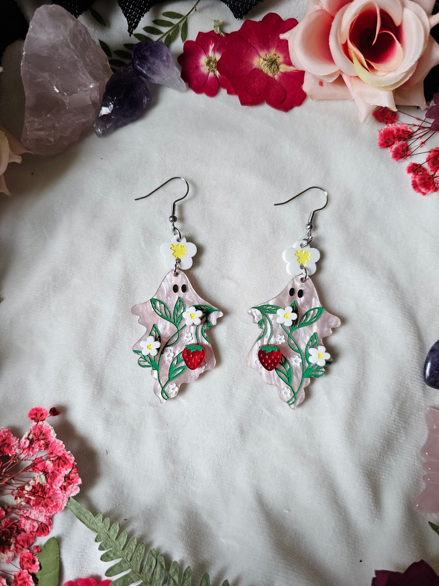 Strawberry Girly Ghosts
