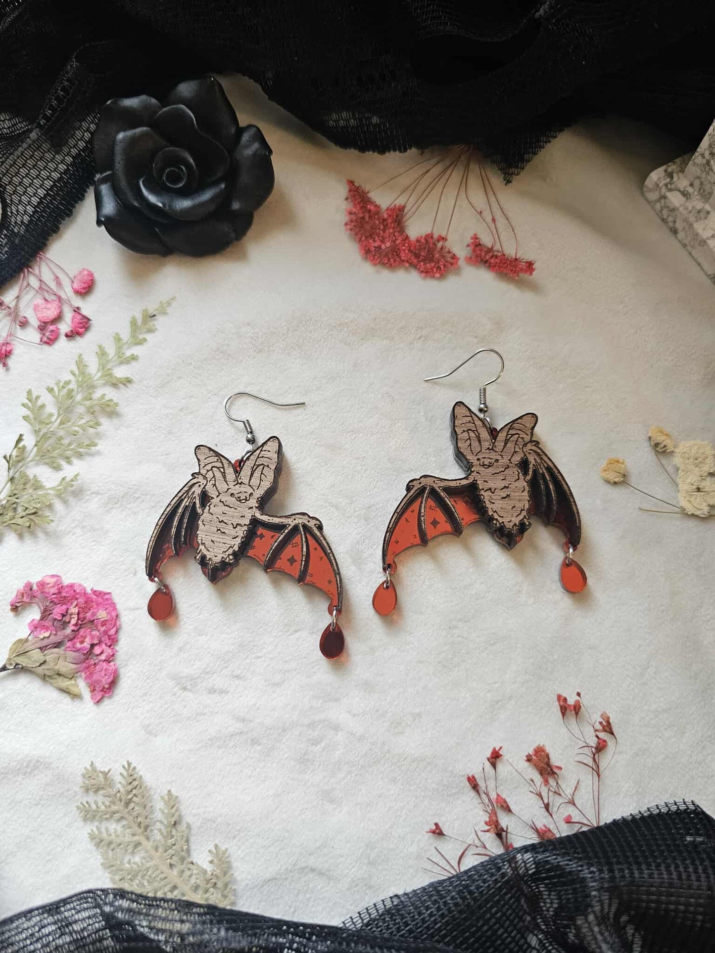 Red Mirror Winged Bats