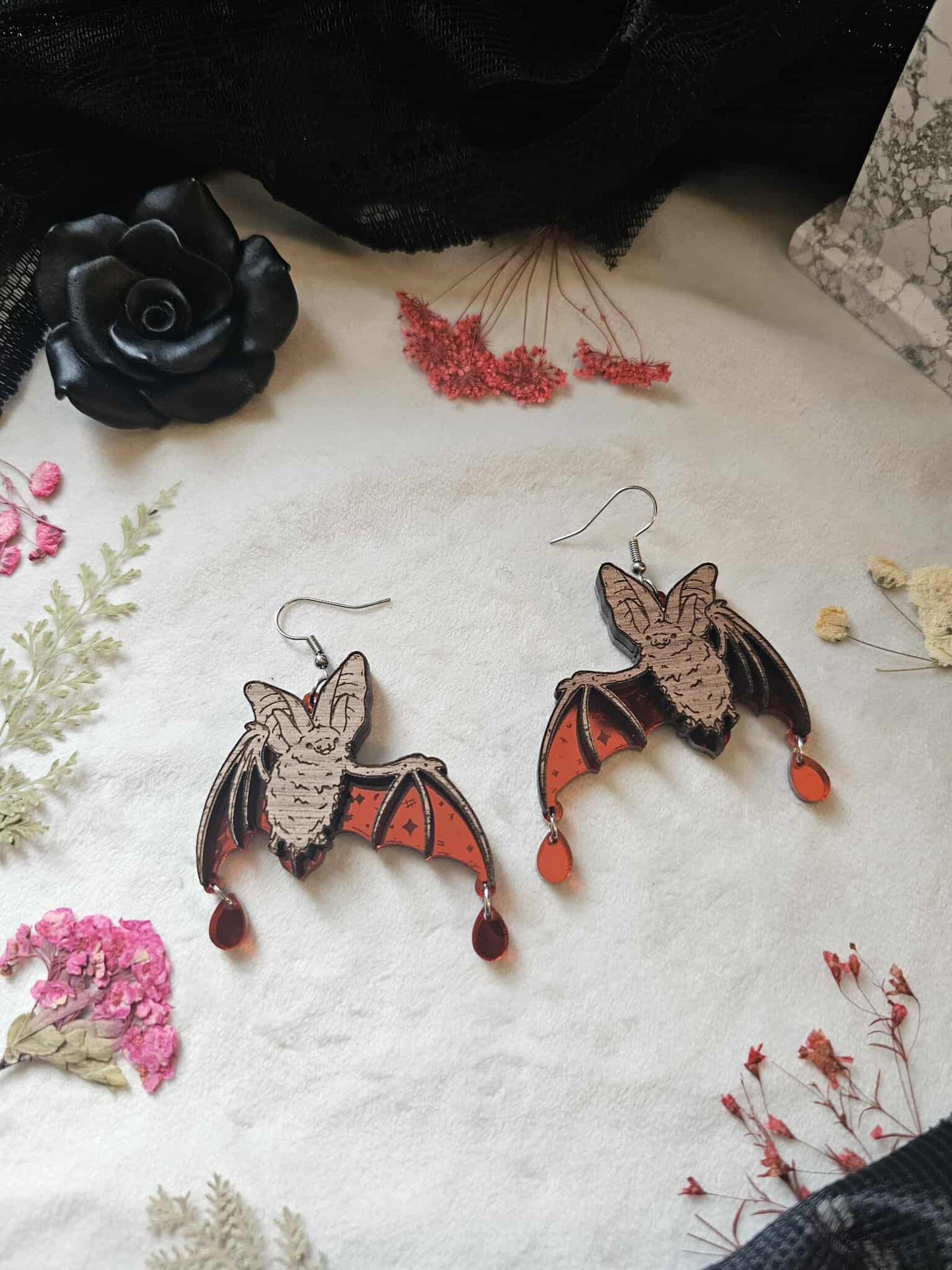 Red Mirror Winged Bats