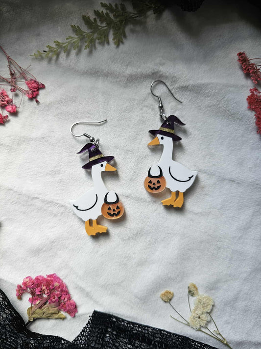 Trick or Treating Goose