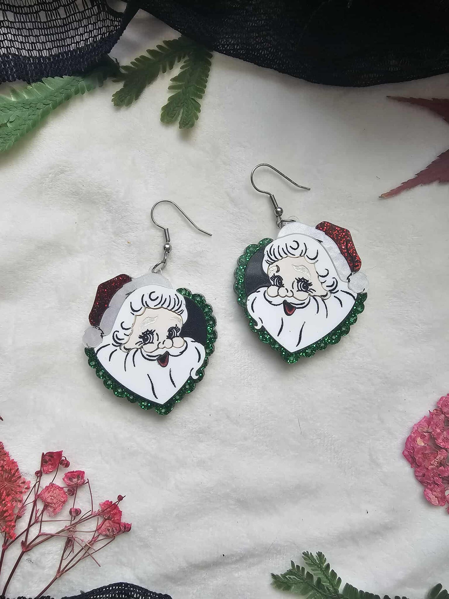 Retro Santa Hearts - Green Glitter