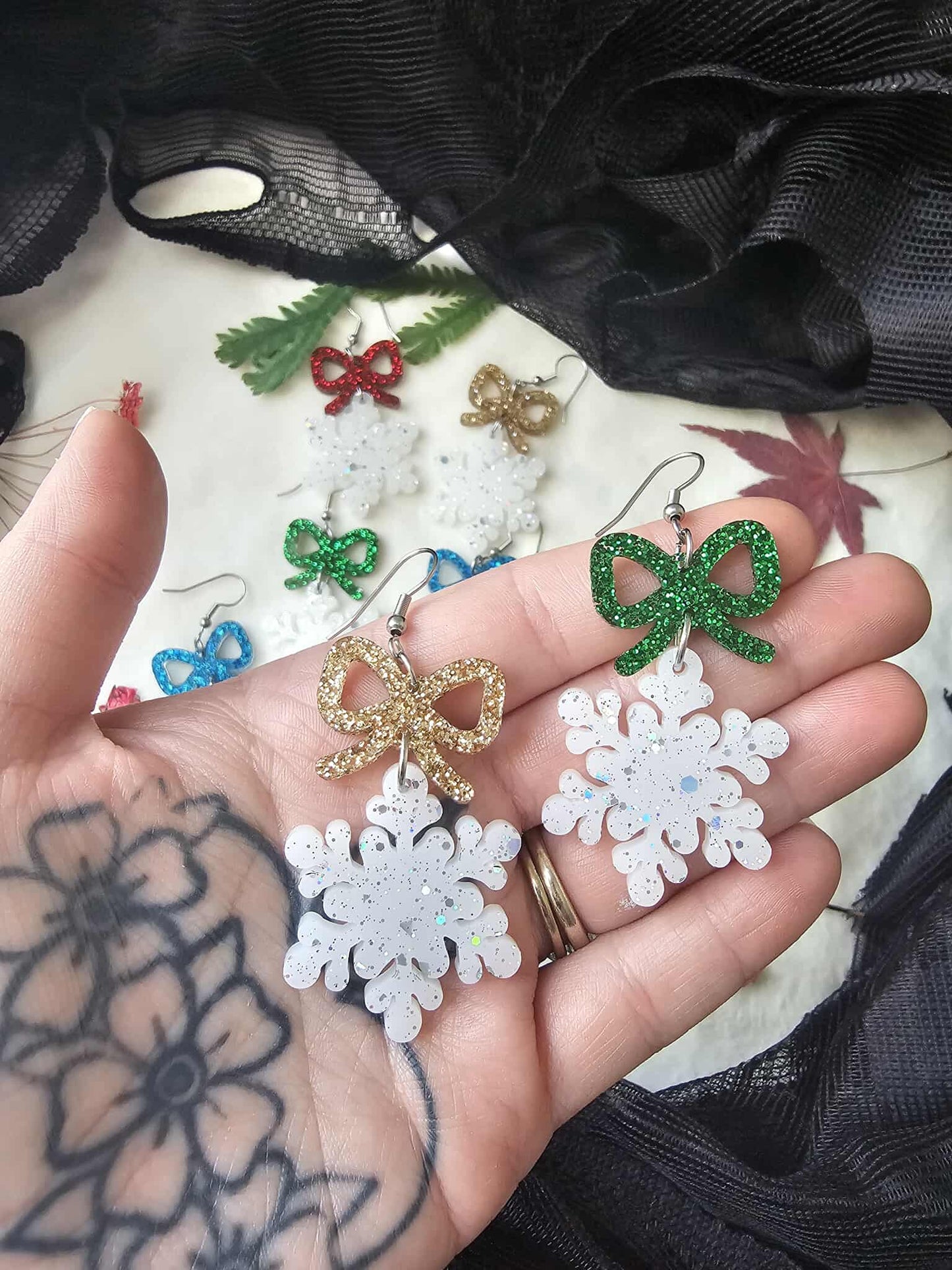 Confetti Snowflakes