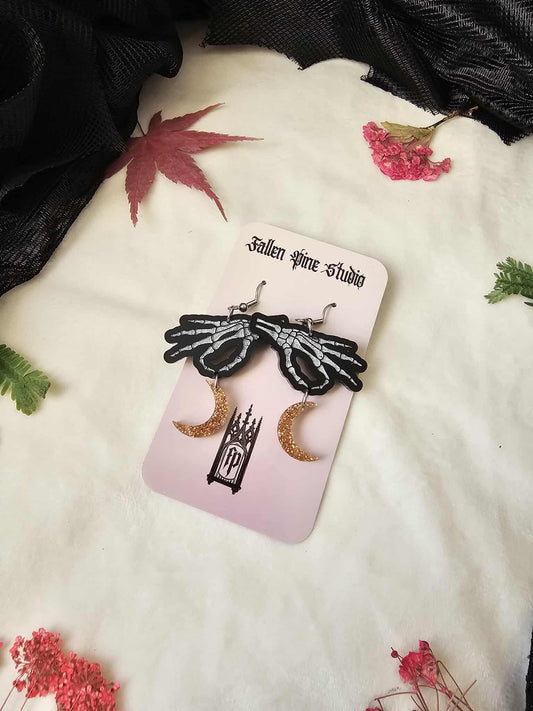 Skeleton Hands - (blkfr OS)